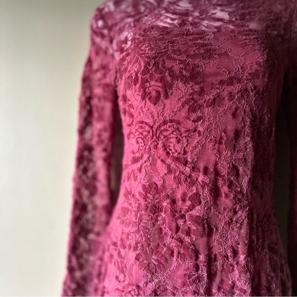 Forever 21 Lace Overlay A-Line Mini Dress - Picture 2 of 6